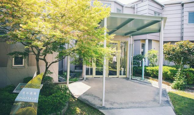 海の病棟の内観